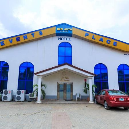 Ben Auto Hotel Lagos Extérieur photo
