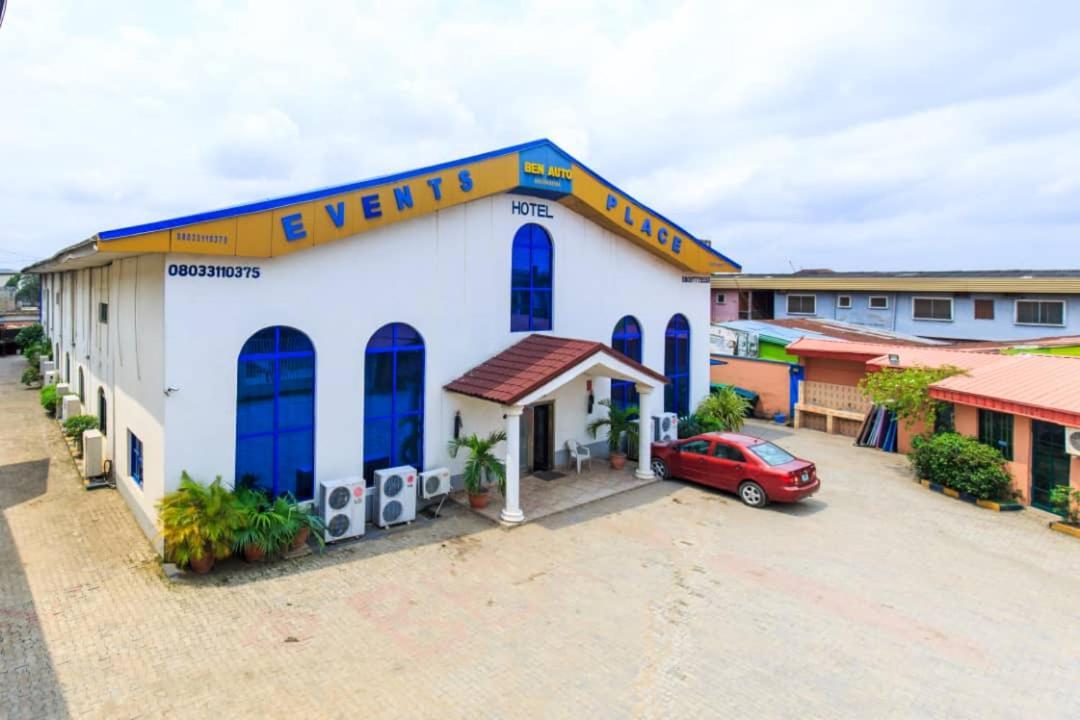 Ben Auto Hotel Lagos Extérieur photo